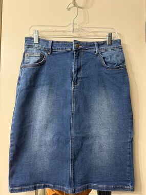 The Main Street exchange Classic Blue Denim Midi Skirt - Women's
